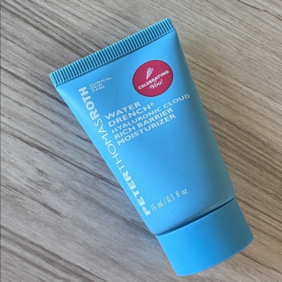 Peter Thomas Roth Water Drench Moisturizer - Picture 2 of 6